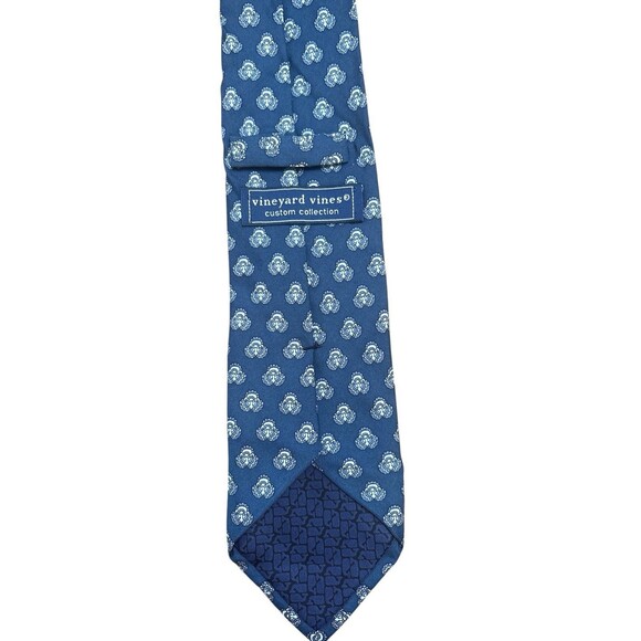 Vineyard Vines Men’s Blue Geometric Medallion 100% Silk Business Formal Neck Tie - Picture 3 of 5